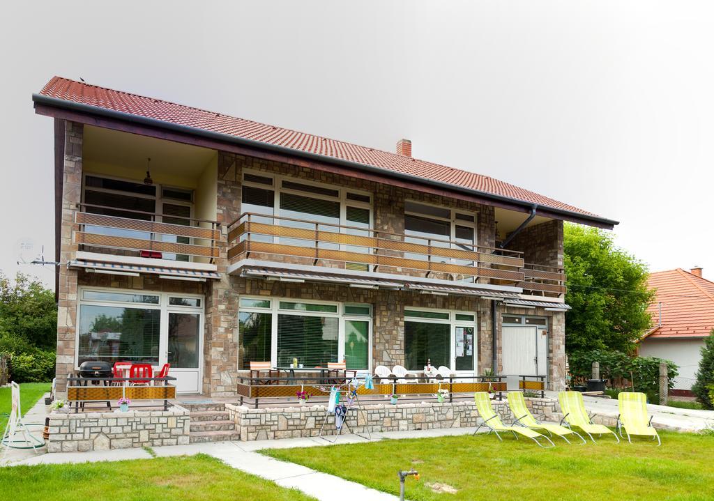 Boathouse Balatonlelle With Sauna Værelse billede